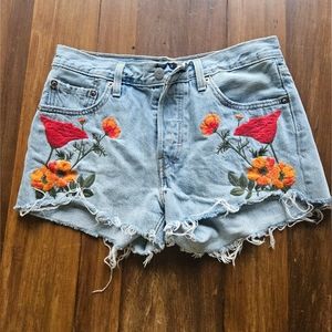 Levi's Womens 501 Denim Embroidered Shorts- High Waisted - Size 27